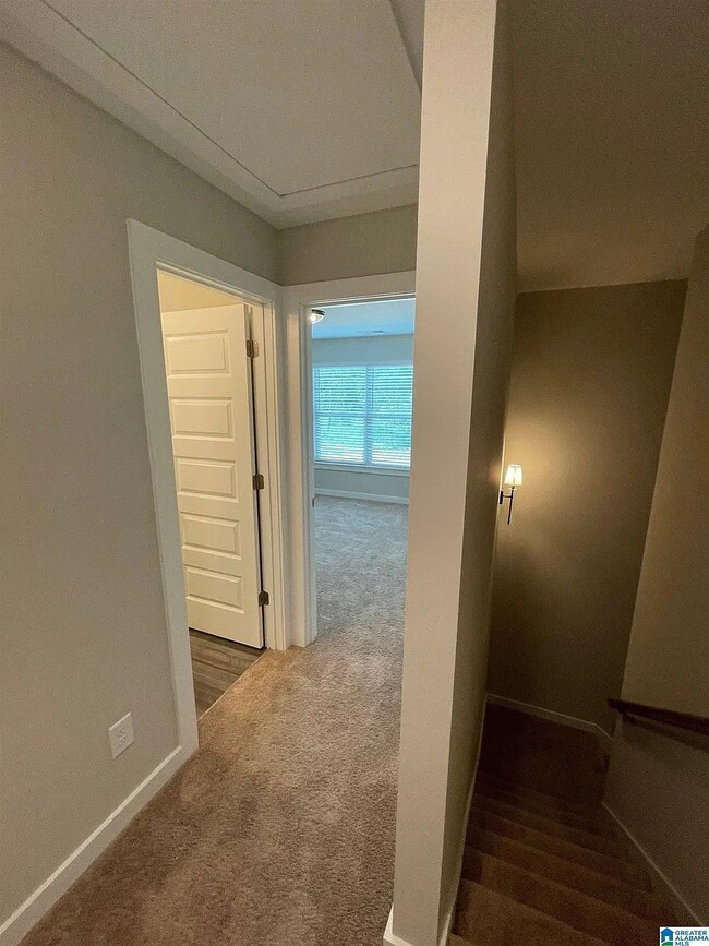Building Photo - 90 Buckhorn Cir