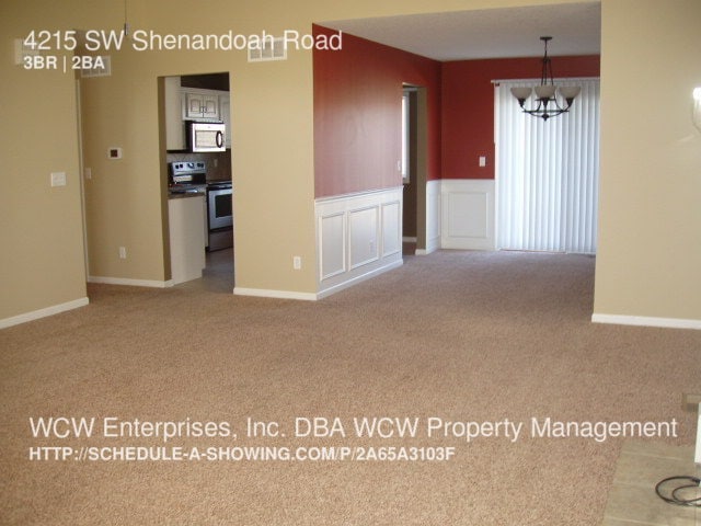 Building Photo - 4215 SW Shenandoah Rd