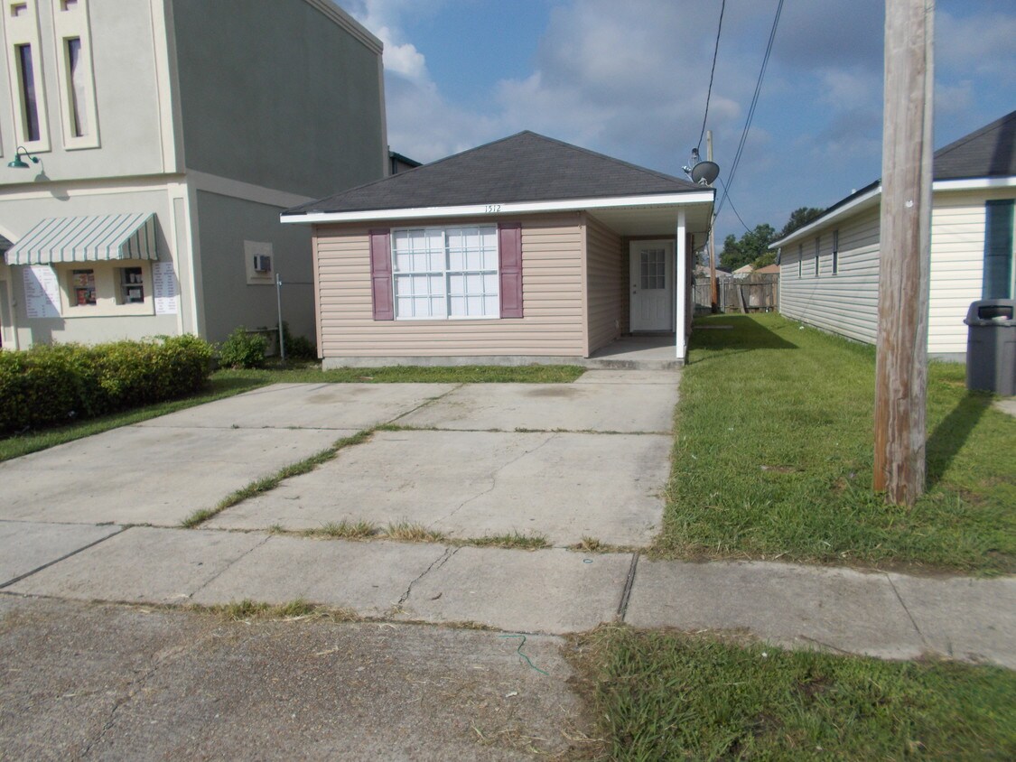 1512 Huey P Long Ave, Gretna, LA 70053 House Rental in Gretna, LA