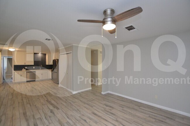 Foto del edificio - 3226 W Stella Ln