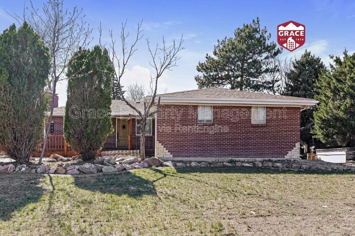 Photo - 287 Troy Street