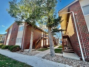 Building Photo - 3330-3368-3368 Charlotte St