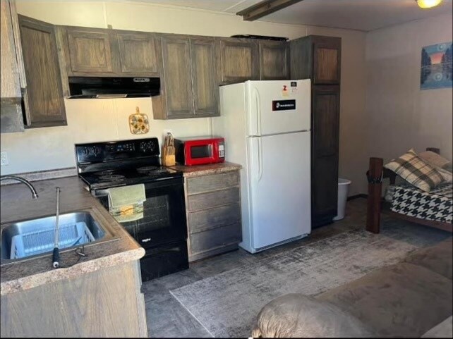 Building Photo - Lot 1