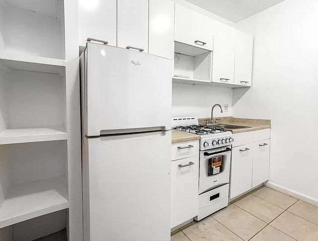 Foto del edificio - 249 E 77th St