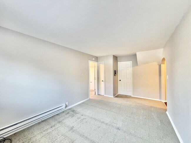 Foto del edificio - 1310 Copeland Ave