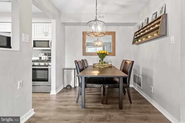 Foto del edificio - 3801 Fenwick Ln