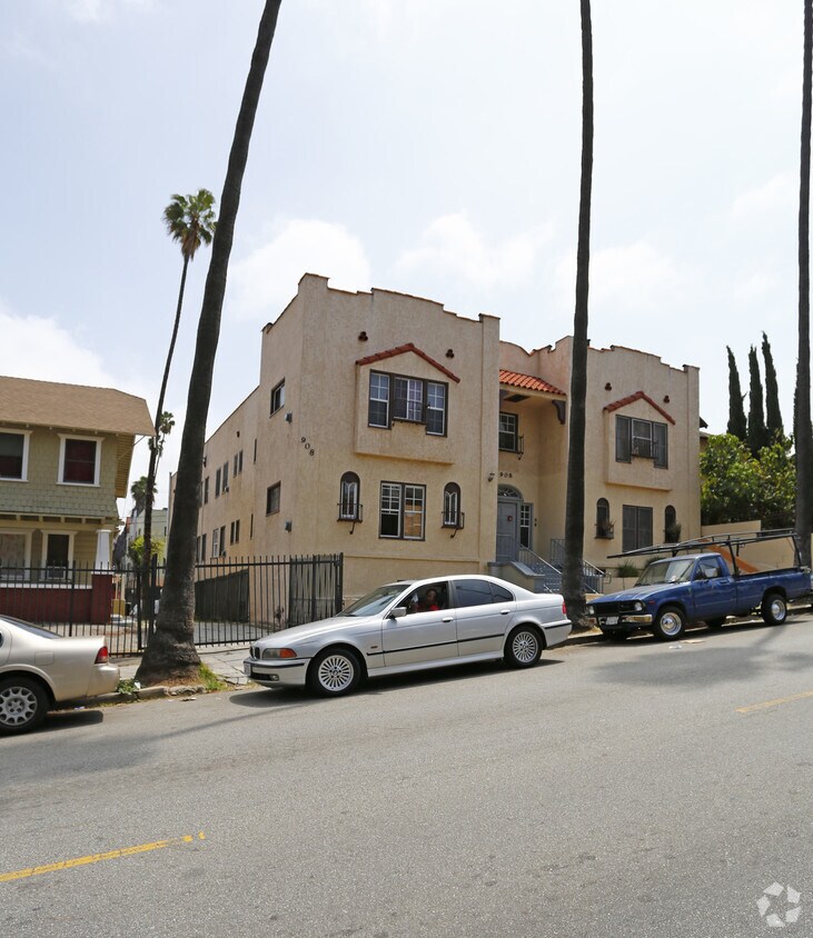 Primary Photo - 908 S Normandie Ave