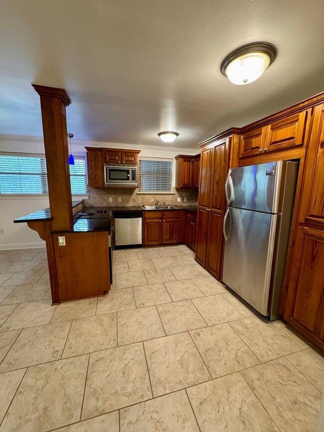 Building Photo - pp238