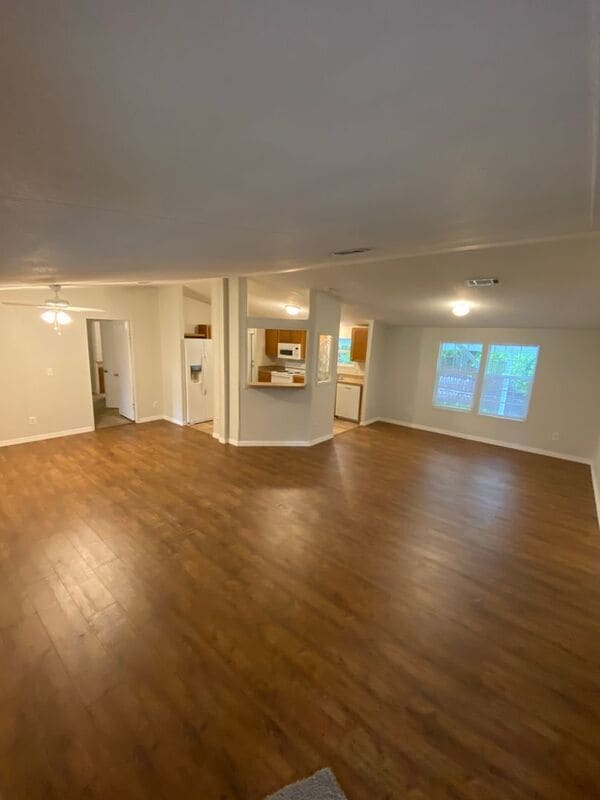 Building Photo - 660 N Winter Park Dr