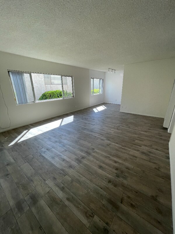 Foto del edificio - 1333 9th St