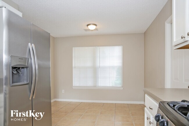 Building Photo - 2152 Ardencroft Dr