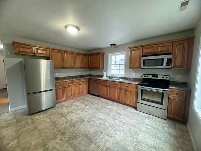 Building Photo - 187 Tarrytown Rd