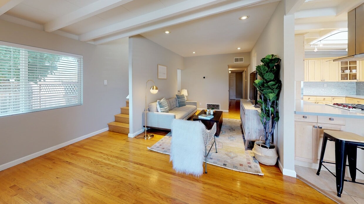 Photo - 710 Telford Ave House