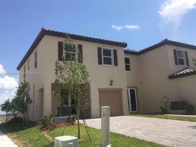 Foto del edificio - 17141 SW 96th St
