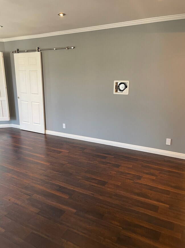 Living Area - 225 N Rose St