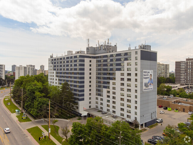 Photo du bâtiment - West Don Apartments