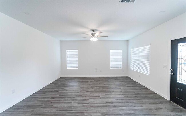 Building Photo - 219 Tokalaun Dr