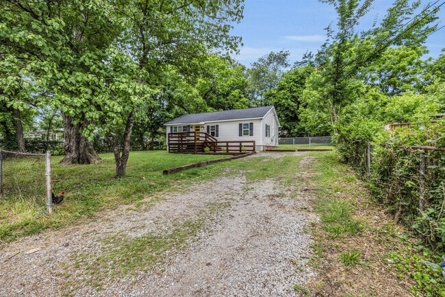 Building Photo - 255 Dixie Dr