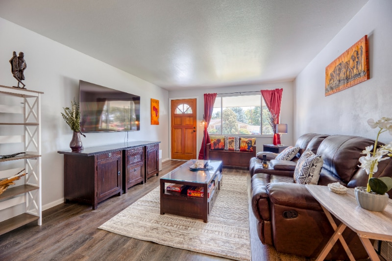 Photo - 25 Upham St