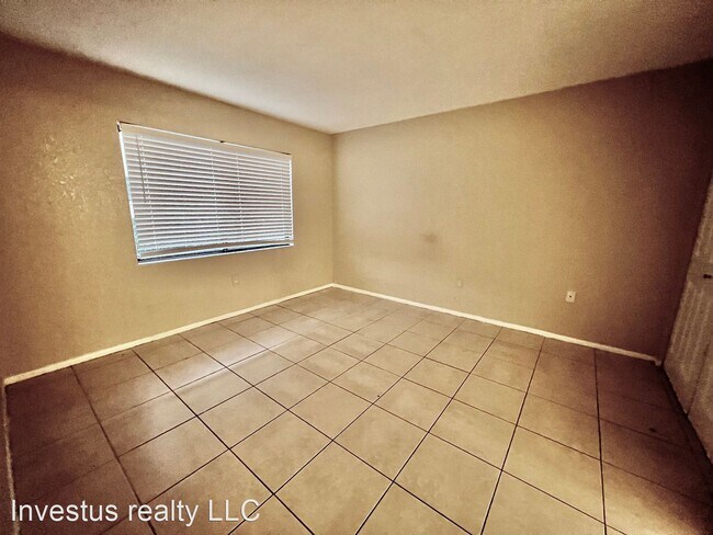Building Photo - 1 br, 1 bath House - 5310 26th st W unit 202