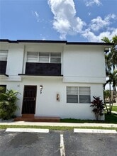 Building Photo - 20 SW 108th Ave