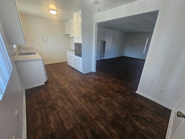 Foto del edificio - 2239 E Lenita Ln
