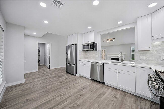 Building Photo - 21470 Park Mill Ln