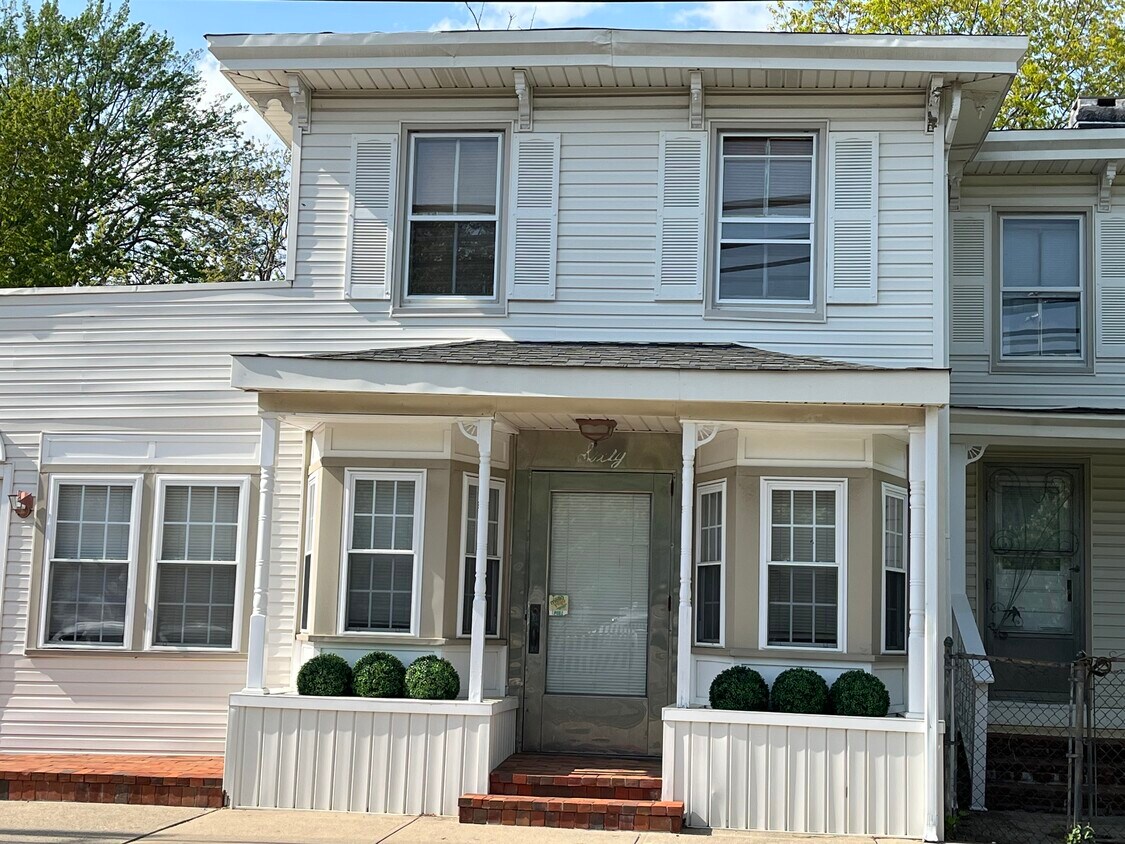 Foto principal - 60 Grove St
