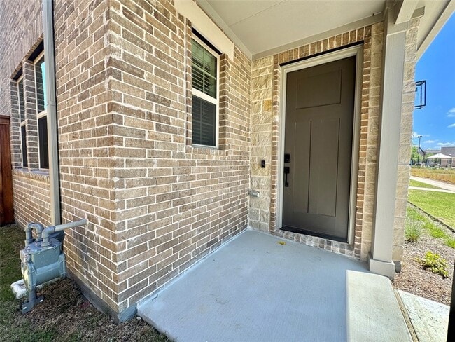 Building Photo - 8509 Shoreham