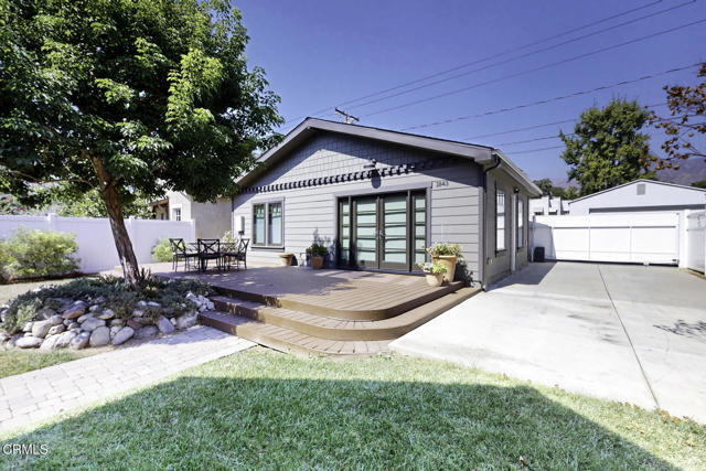 Foto principal - 1843 Las Lunas St