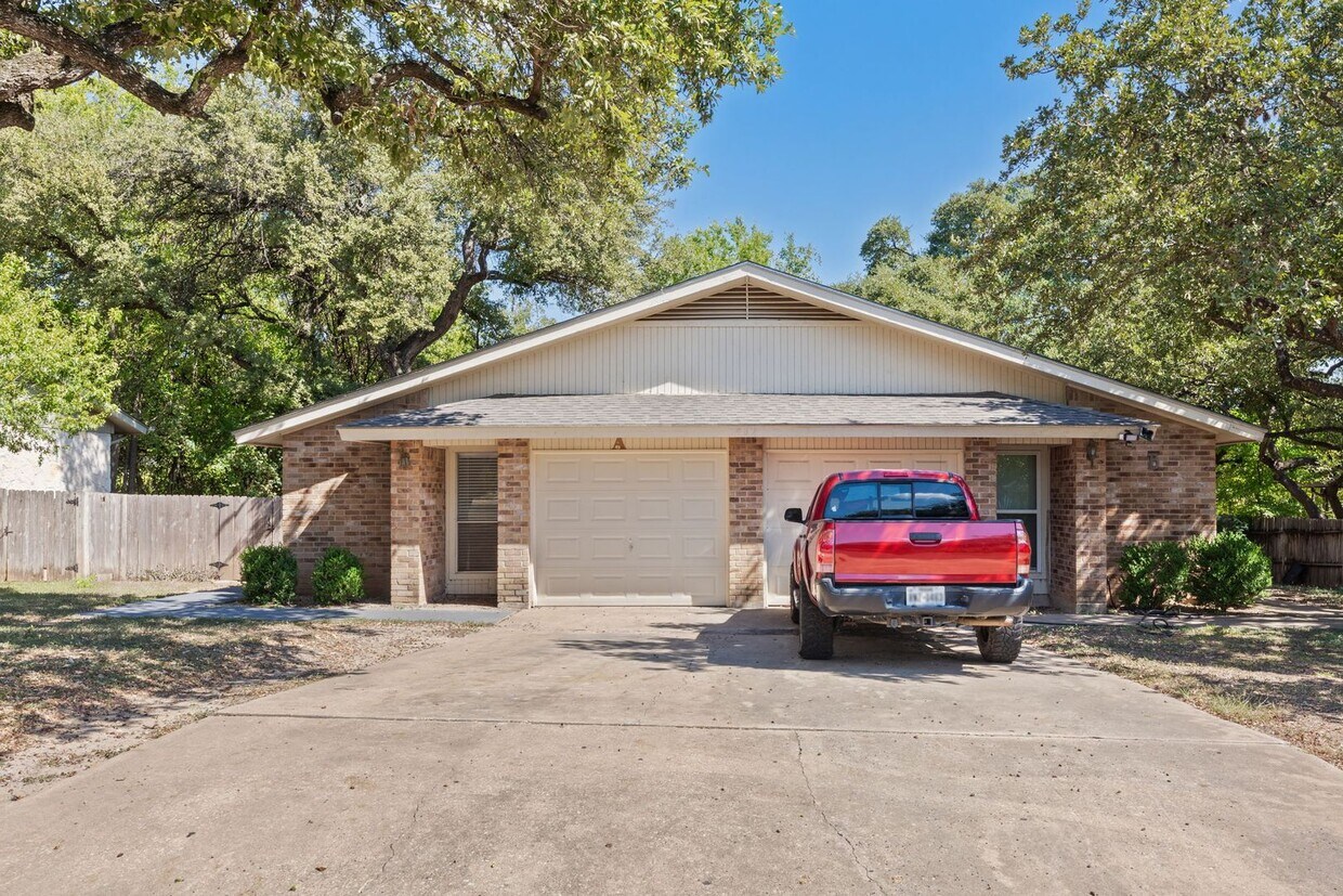 1402 Vista Ridge Cove Unit B, Austin, TX 78754 Condo for Rent in