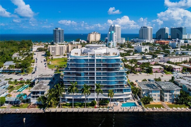 Foto del edificio - 715 Bayshore Dr