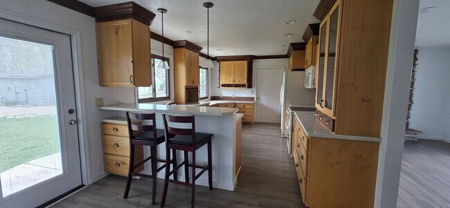Foto del edificio - Home in the country and ready for it new tenants