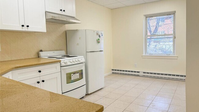 Foto del edificio - 4325 162nd St