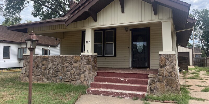 Primary Photo - 417 N Anthony Ave