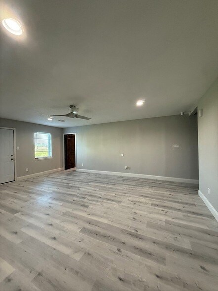 Foto del edificio - 4406 Mallard Dr