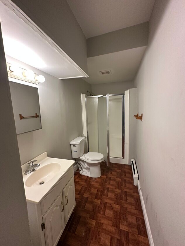 Foto principal - 4 Thompson Ct
