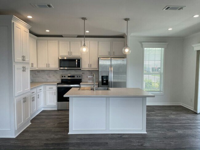 Foto del edificio - 34669 Ballyhoo Dr