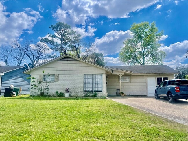 Foto del edificio - 547 W Obion Rd