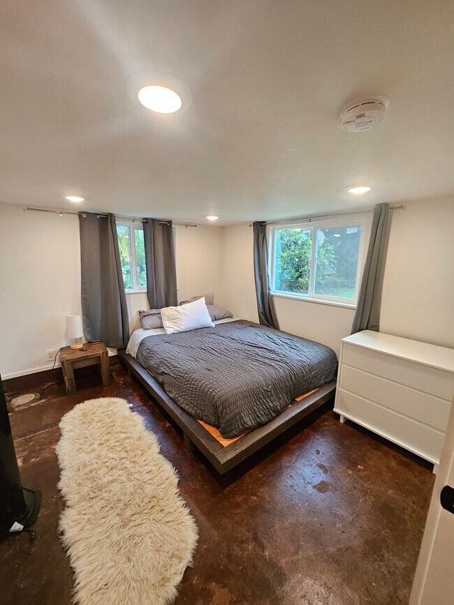 Foto del edificio - Furnished Short Term 2 bedroom Unit