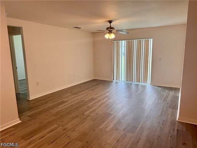 Foto del edificio - 1232 NW 15th Pl