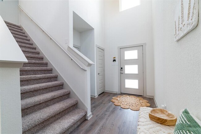 Building Photo - 129 Folsom St