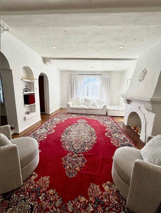 Foto del edificio - 8673 W Olympic Blvd