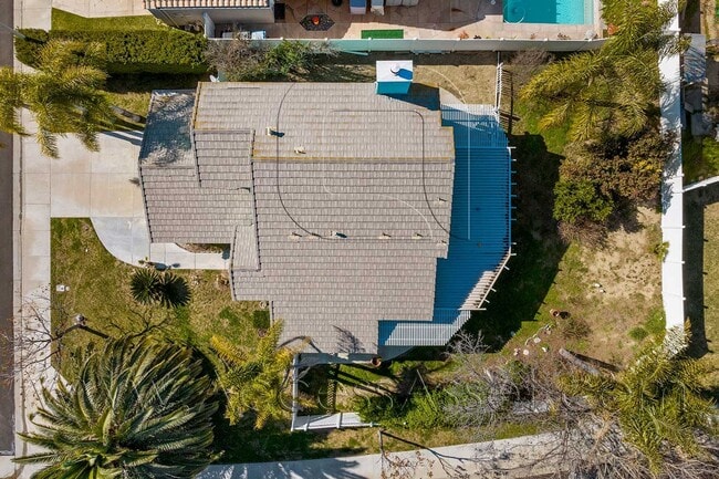Foto del edificio - Beautiful 4 Bedroom Temecula Home with Private Backyard & Covered Patio