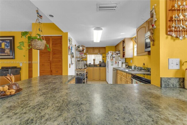 Foto del edificio - 6500 SW 41st Ct