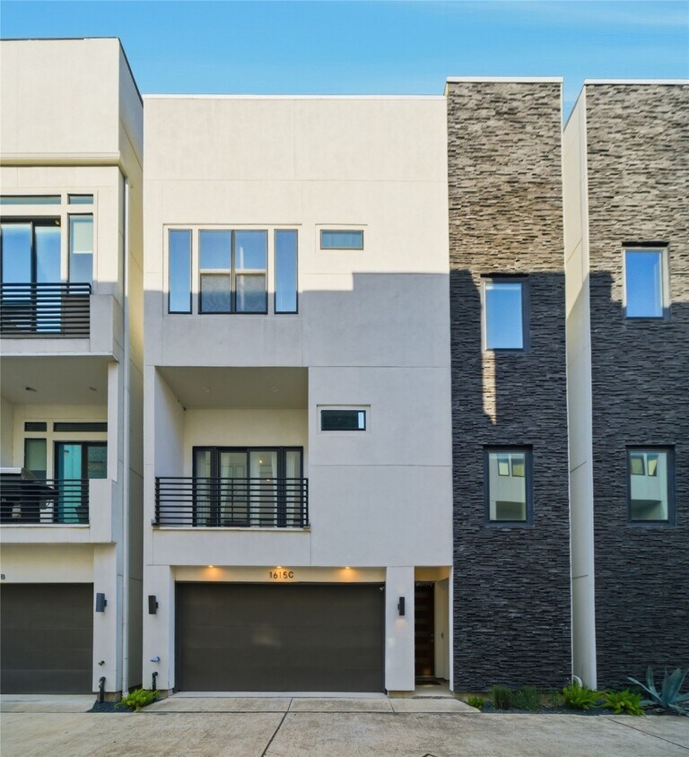 Foto principal - 1615 Wheeler Ave