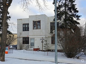 Building Photo - Heritage Trail Apartments 4