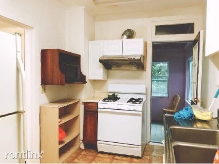 Primary Photo - 5 br, 2 bath House - 1045 Fleming Ave