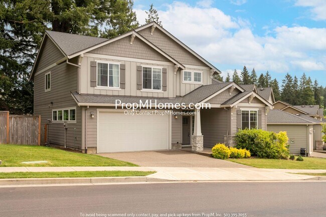 Building Photo - Stunning Four Bedroom Oasis in Tualatin!