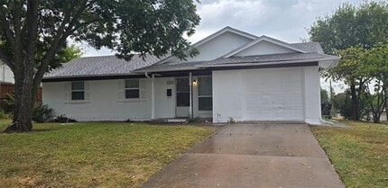 Building Photo - 1729 Sherrye Dr